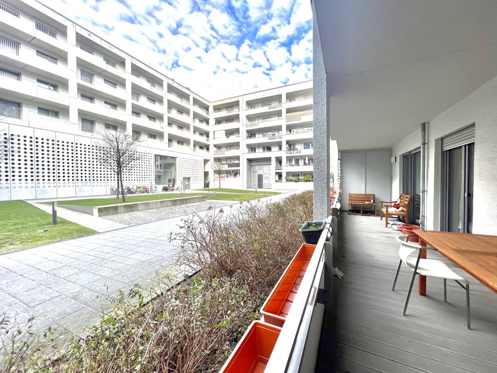 West-Loggia