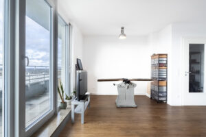 Wohnzimmer -/ Esszimmer