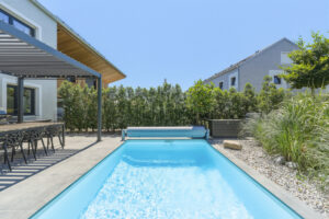 hochwertiger Design-Pool